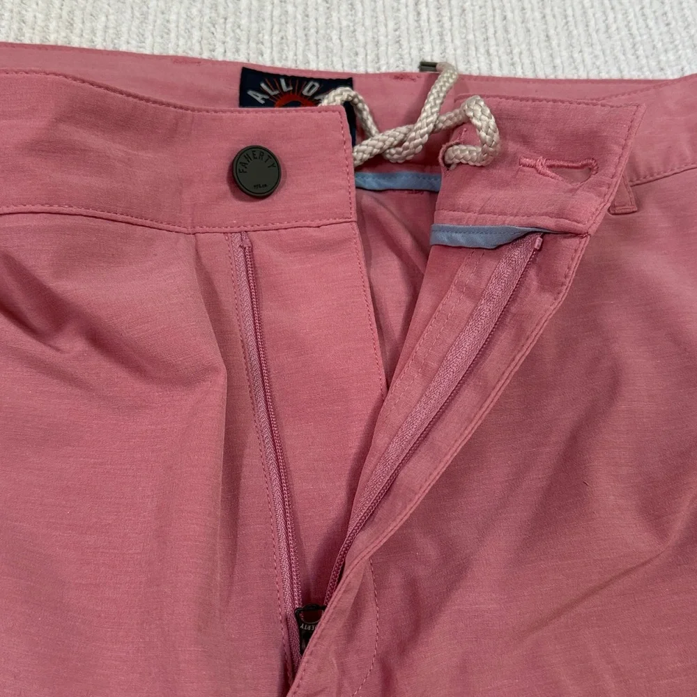 Faherty All Day Shorts Men Size 42 Inseam 9”